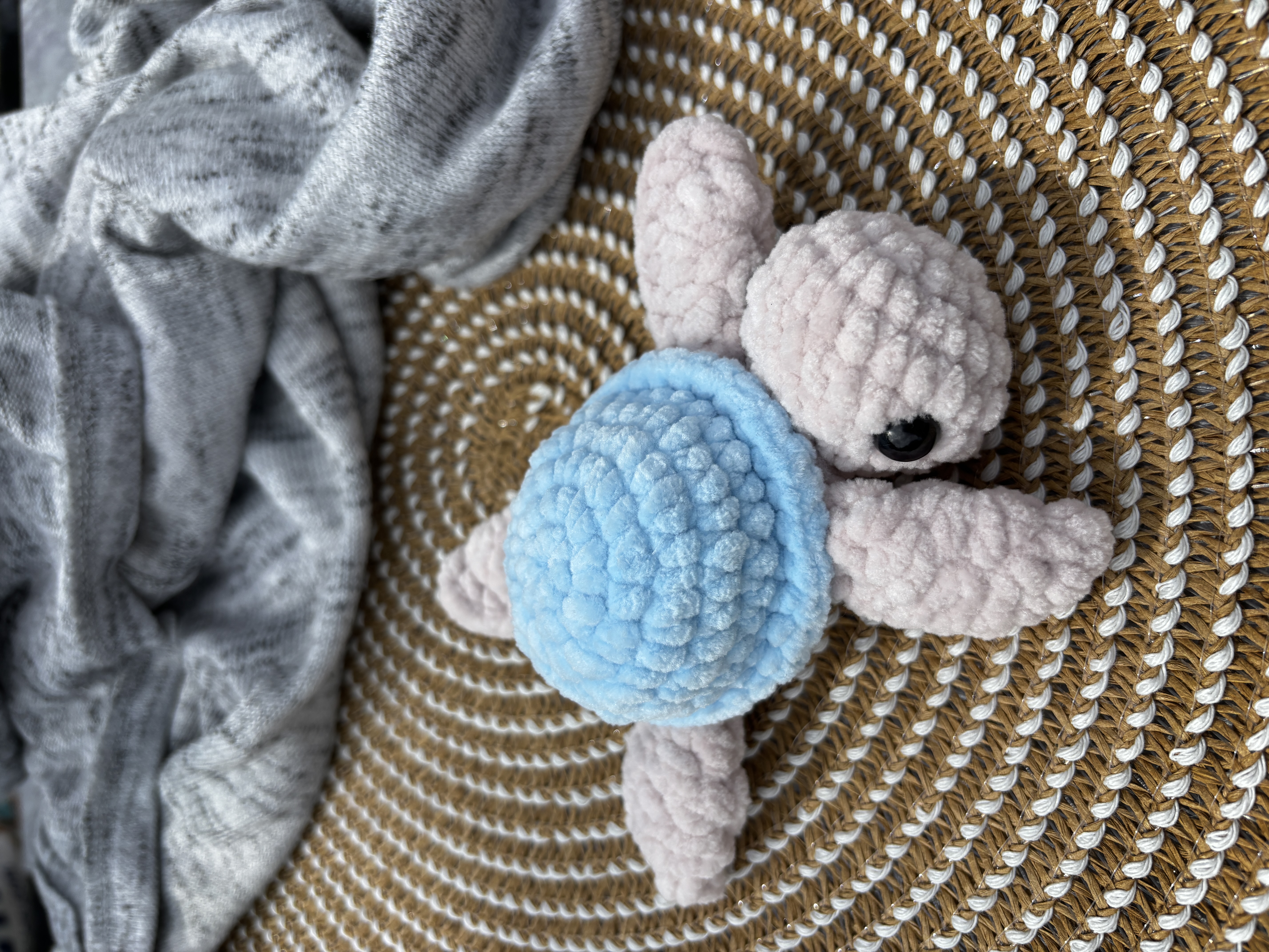 Háčkovaná Želvička modrá